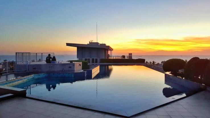 Апартаменты Chic Seaview @ The Patio Bangsaen Экстерьер фото