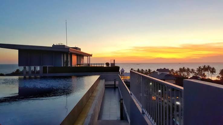 Апартаменты Chic Seaview @ The Patio Bangsaen Экстерьер фото